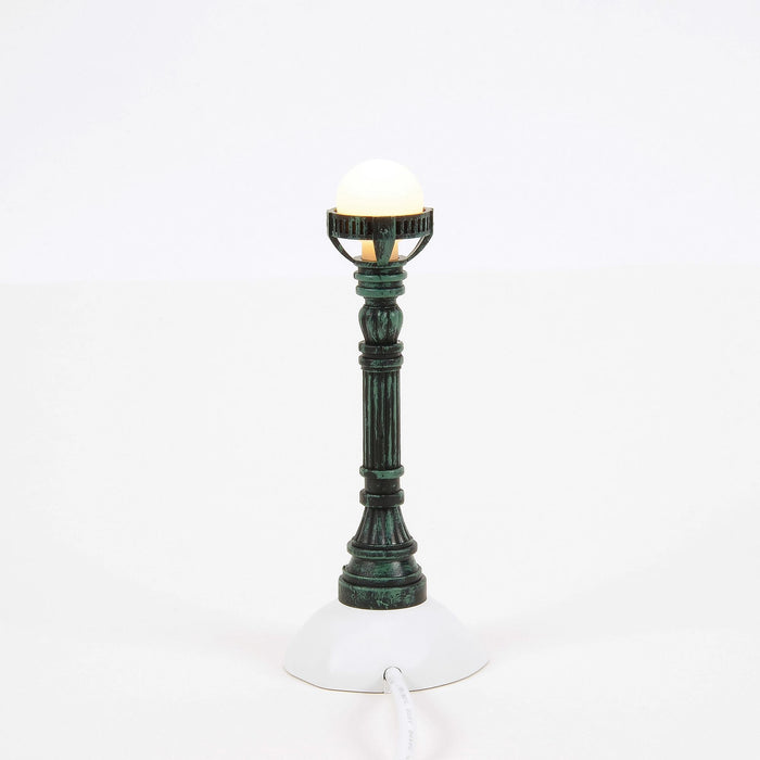 Enesco Copper Lamp Post S/3