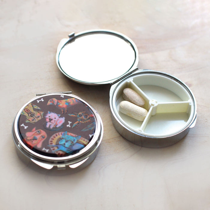 Enesco Dog Park Pill Box