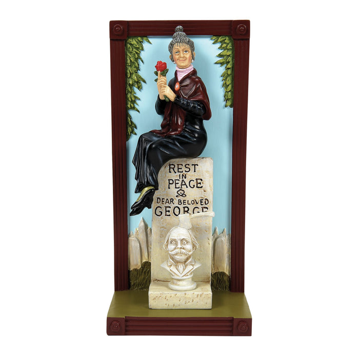 Enesco DSSHO HM George's Widow Figuri