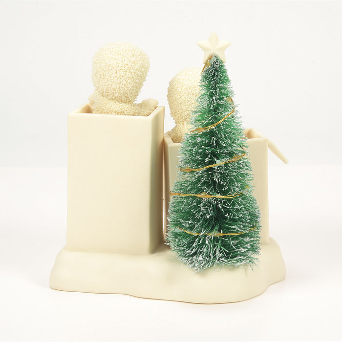 Enesco Frosty Frolic Fort