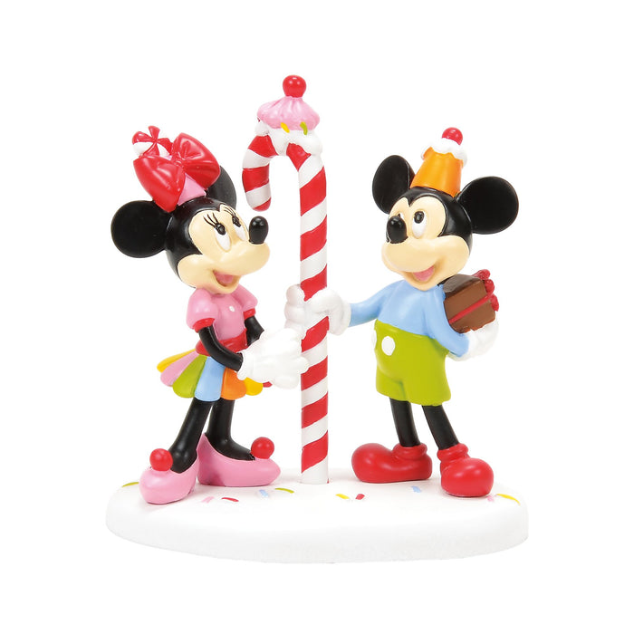 Enesco Mickey & Minnie Share A Treat