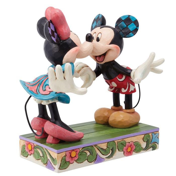Enesco Mickey & Minnie W/ Heart Hands