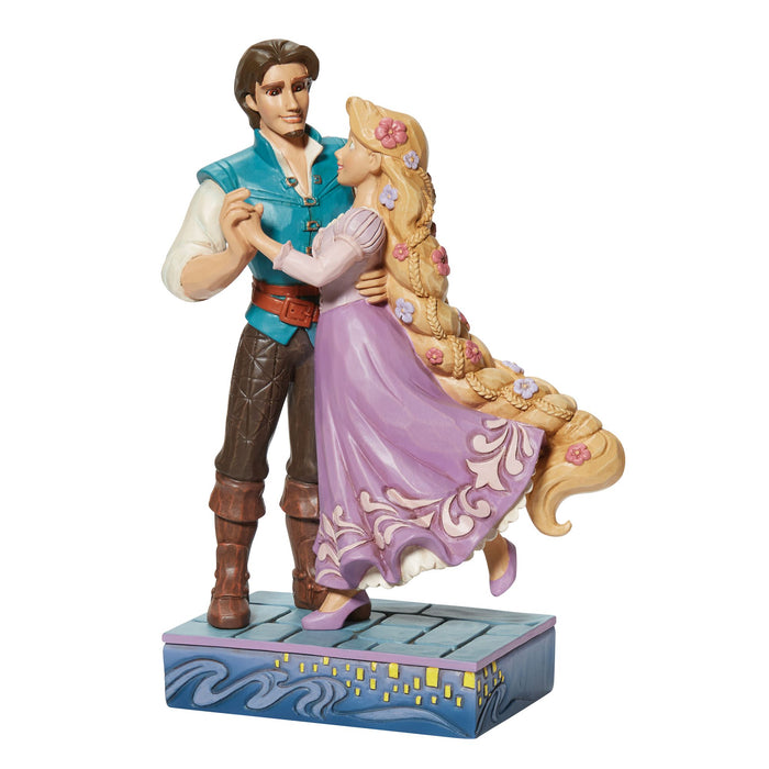 Enesco Rapunzel & Flynn Love