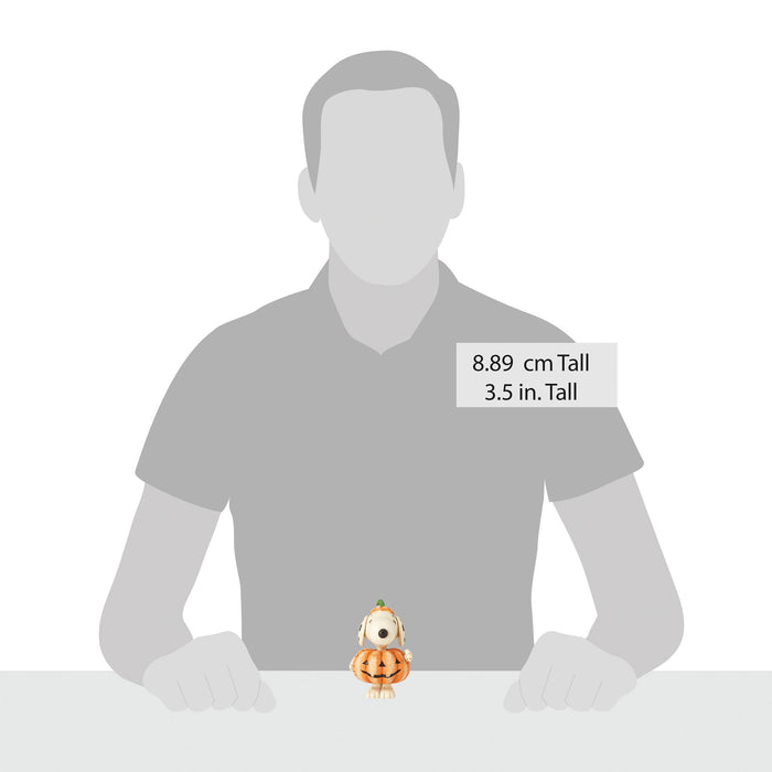 Enesco Snoopy Pumpkin Mini Fig