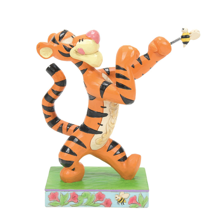 Enesco Tigger Fighting Bee